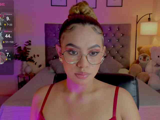Ximena-sotto webcam