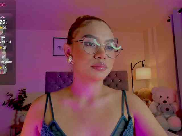 Ximena-sotto webcam