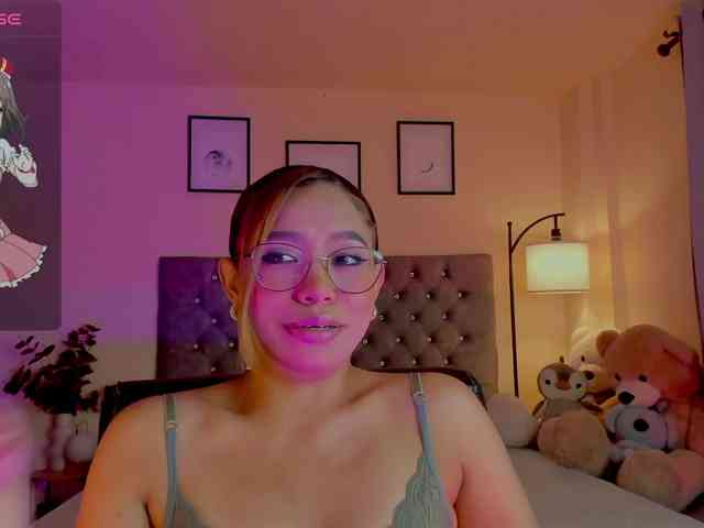 Ximena-sotto webcam