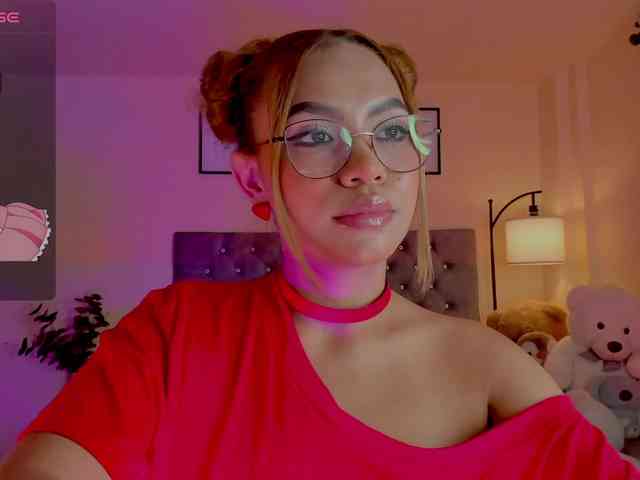 Ximena-sotto webcam