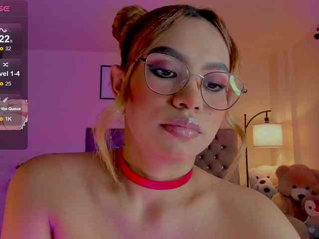 Ximena-sotto webcam