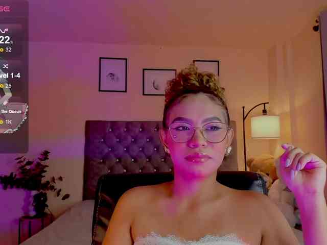 Ximena-sotto webcam