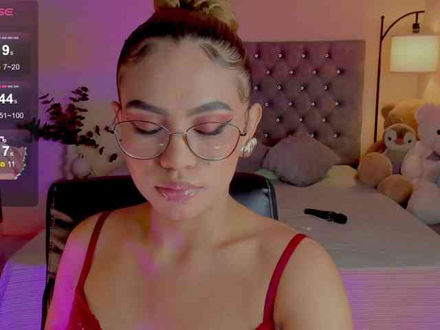 Ximena-sotto webcam