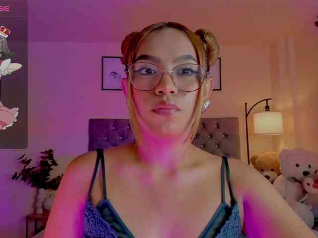 Ximena-sotto webcam