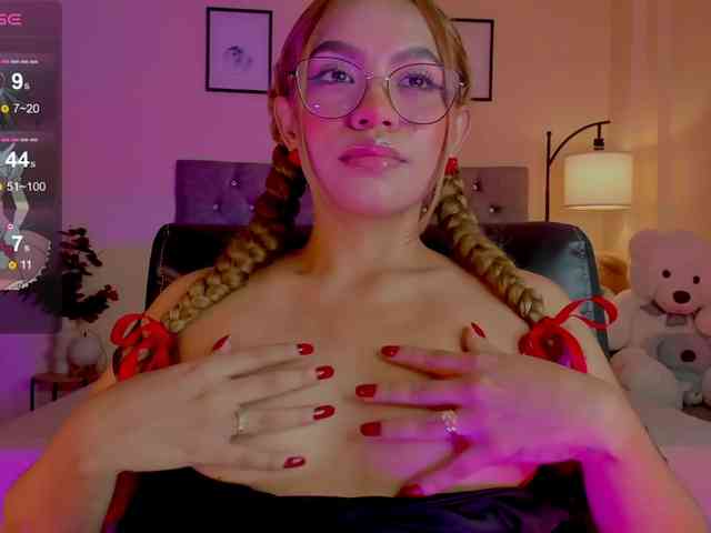 Ximena-sotto webcam