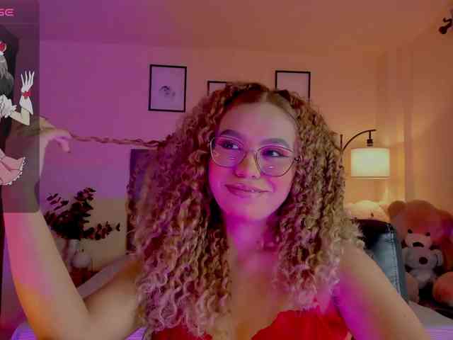 Ximena-sotto webcam