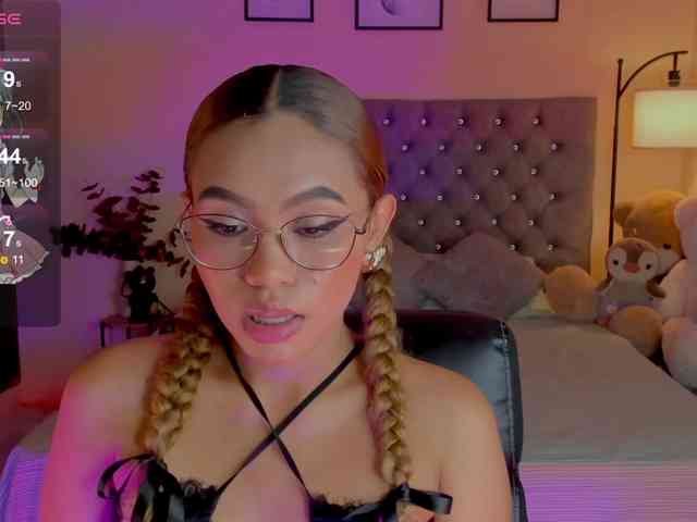 Ximena-sotto webcam