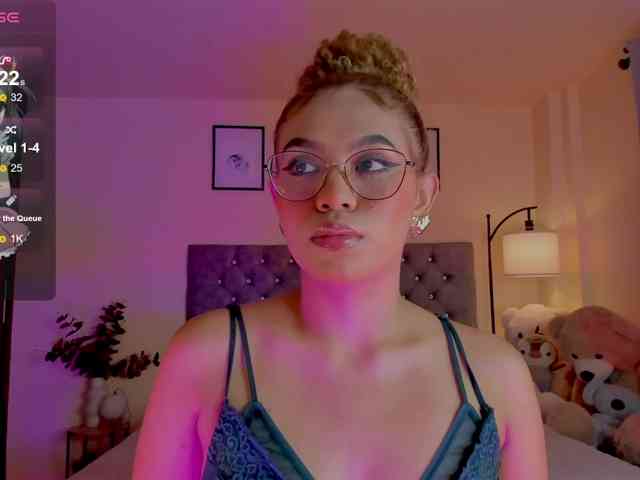 Ximena-sotto webcam