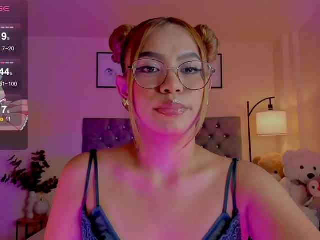 Ximena-sotto webcam