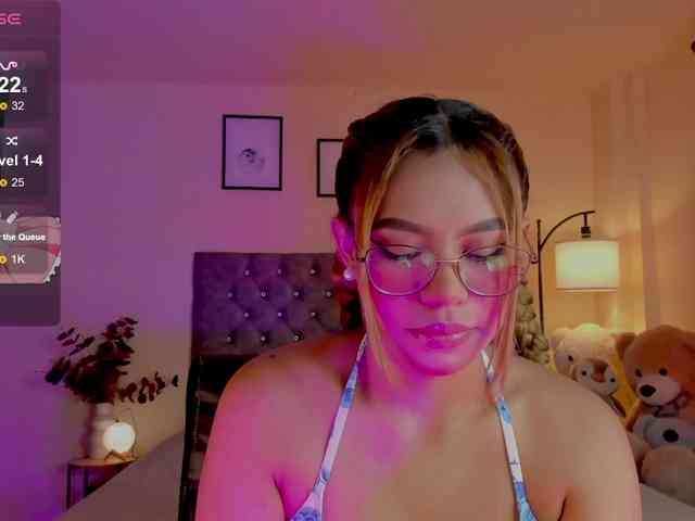 Ximena-sotto webcam