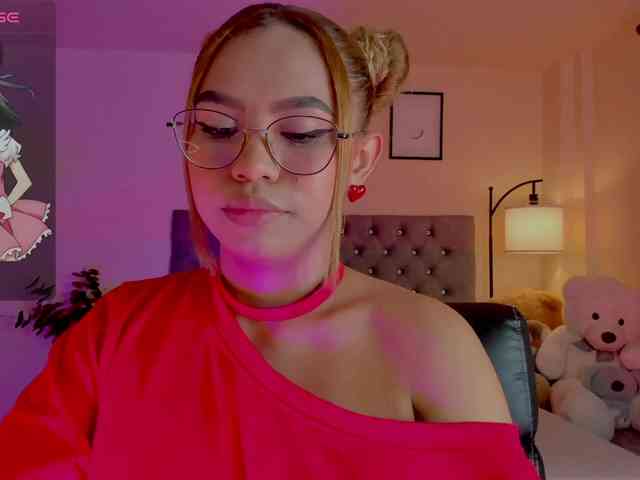 Ximena-sotto webcam