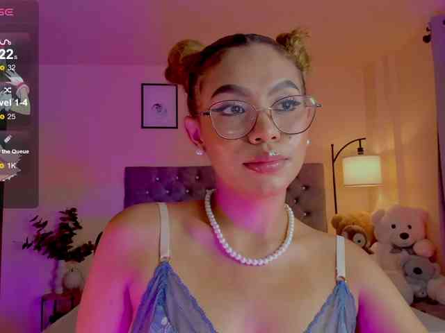 Ximena-sotto webcam