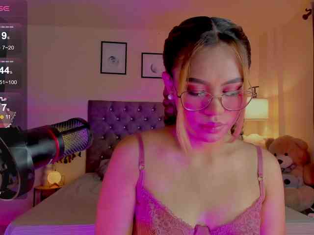 Ximena-sotto webcam