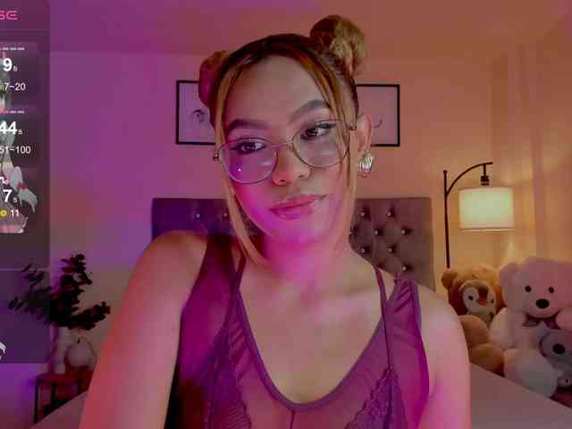Ximena-sotto webcam