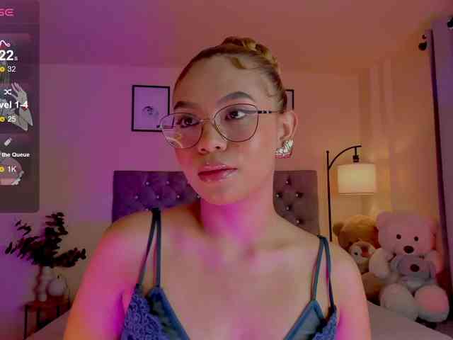 Ximena-sotto webcam