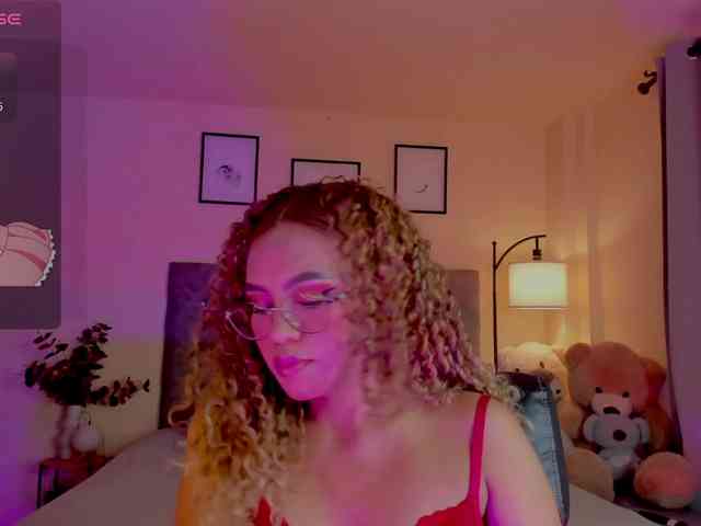 Ximena-sotto webcam