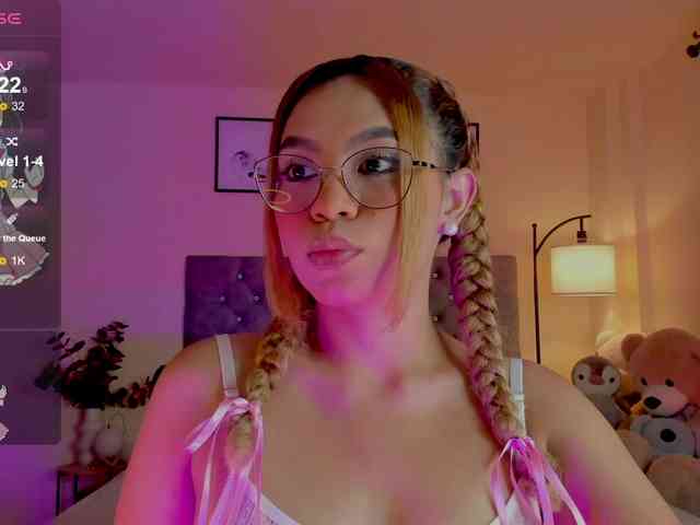 Ximena-sotto webcam