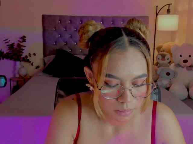 Ximena-sotto webcam
