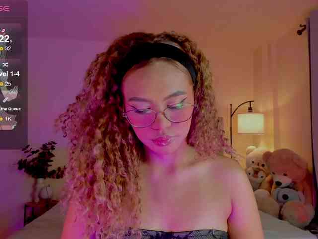 Ximena-sotto webcam