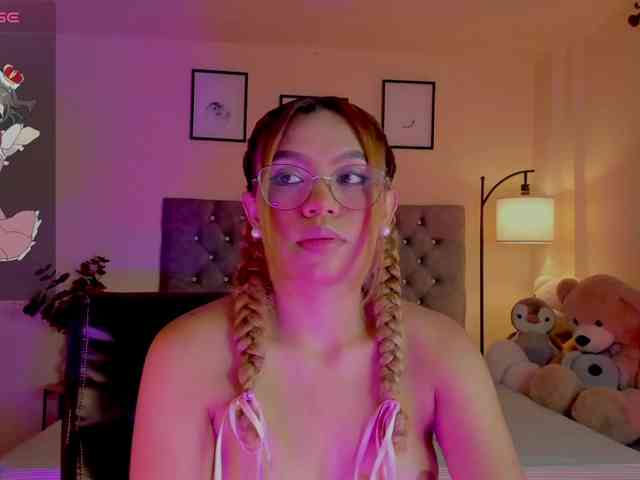 Ximena-sotto webcam