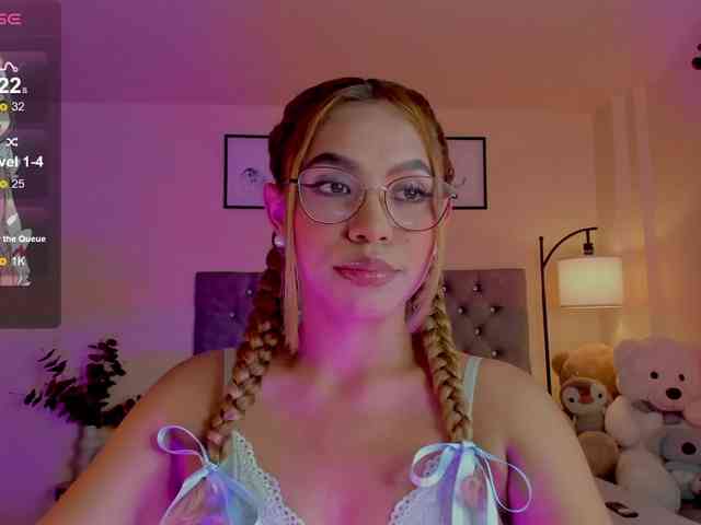 Ximena-sotto webcam