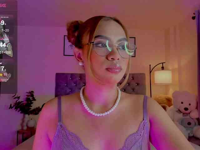 Ximena-sotto webcam