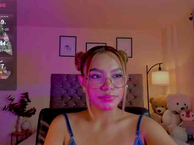 Ximena-sotto webcam