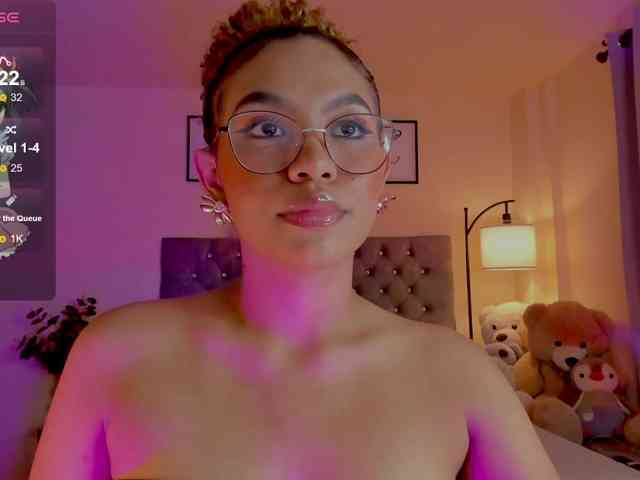 Ximena-sotto webcam