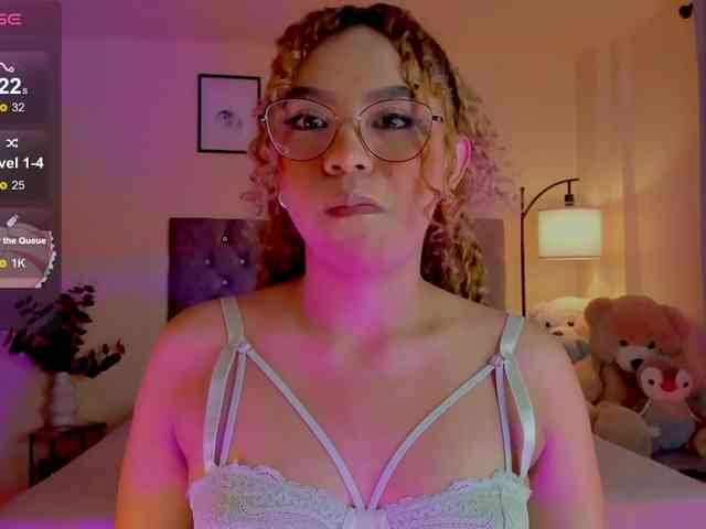 Ximena-sotto webcam