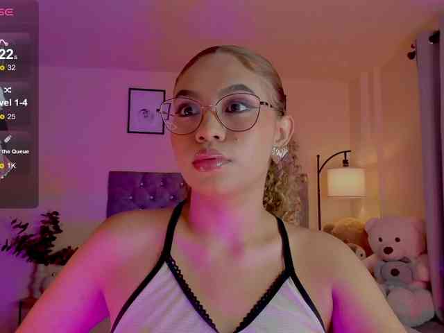 Ximena-sotto webcam