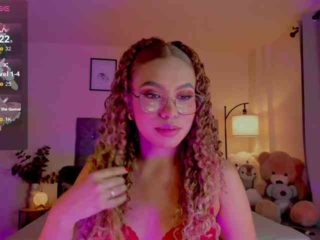 Ximena-sotto webcam