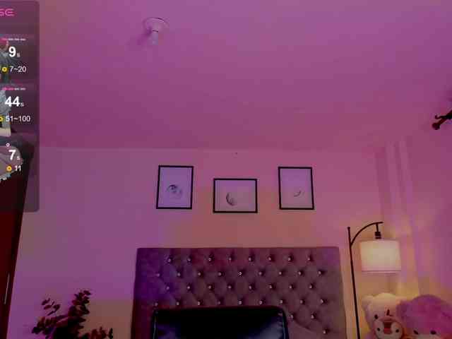 Ximena-sotto webcam