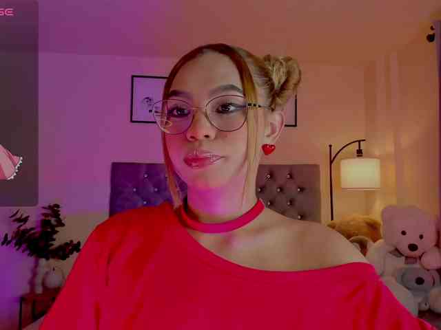 Ximena-sotto webcam