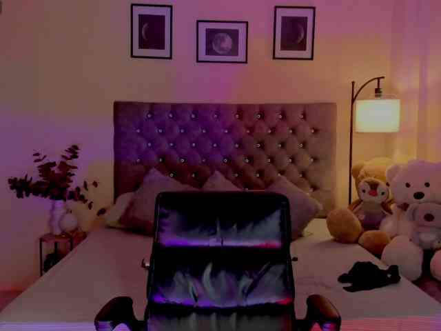 Ximena-sotto webcam