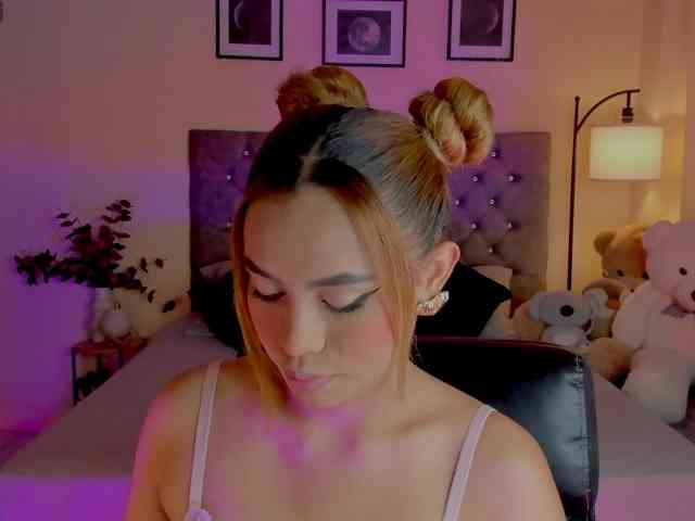 Ximena-sotto webcam