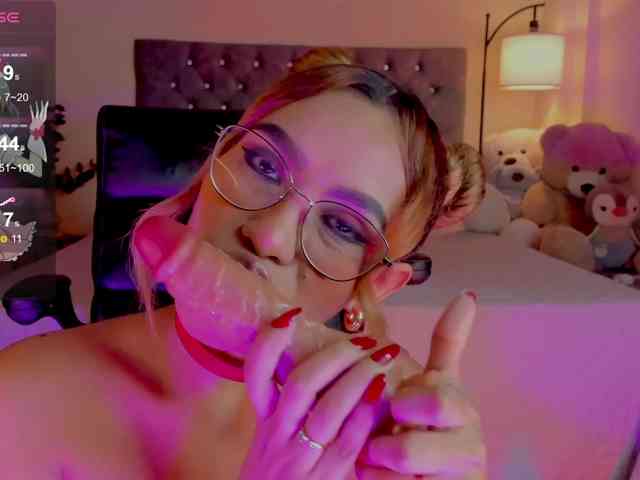 Ximena-sotto webcam