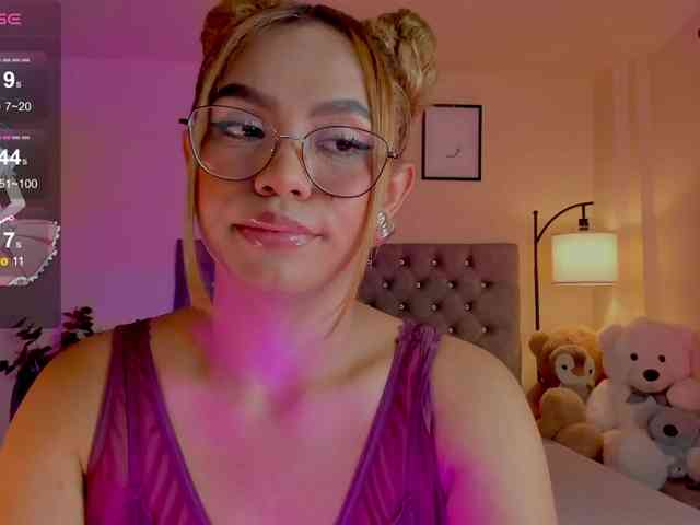 Ximena-sotto webcam