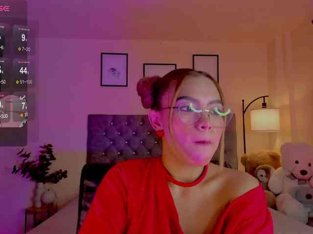 Ximena-sotto webcam