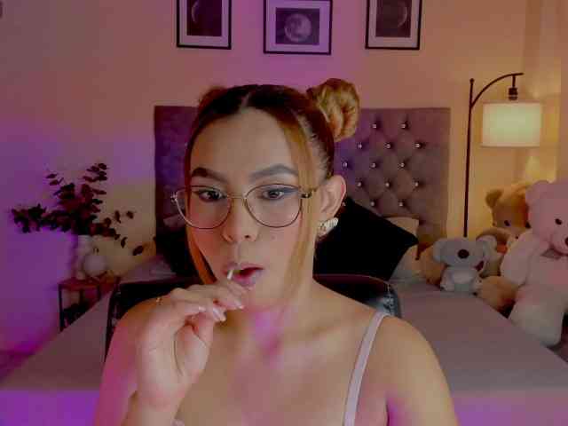 Ximena-sotto webcam