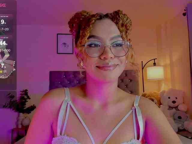 Ximena-sotto webcam