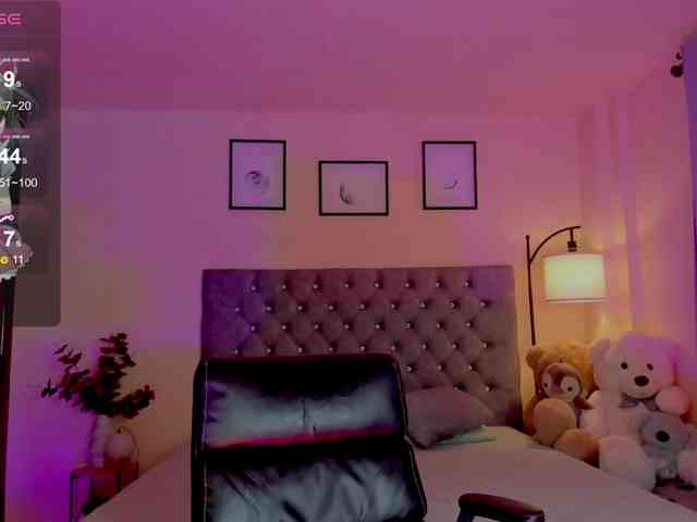 Ximena-sotto webcam