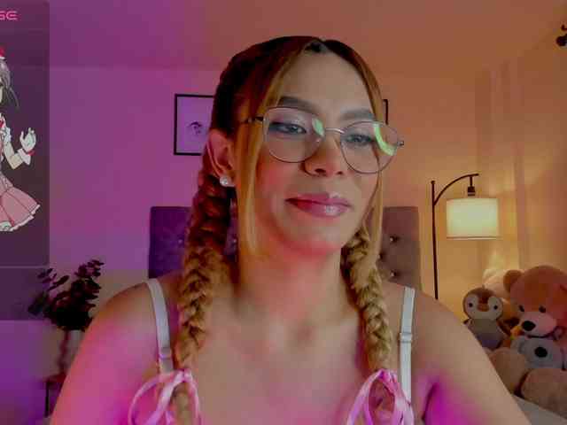 Ximena-sotto webcam