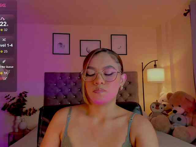 Ximena-sotto webcam