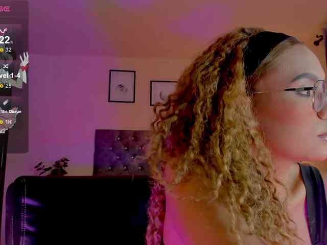 Ximena-sotto webcam