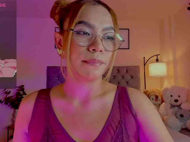 Ximena-sotto webcam