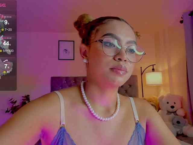 Ximena-sotto webcam