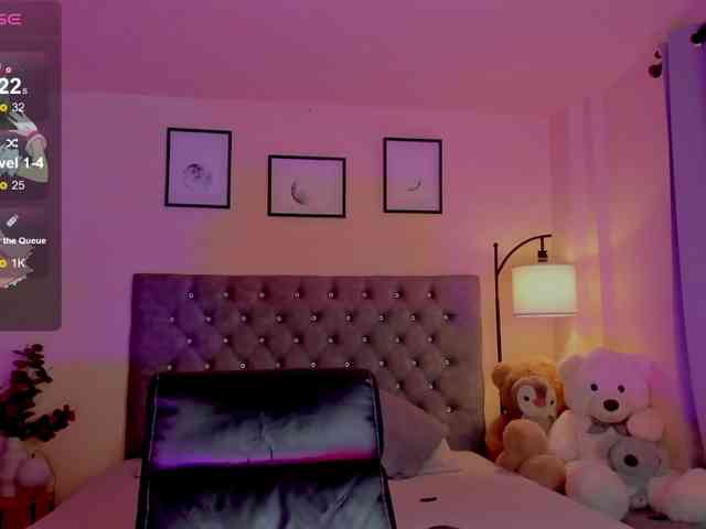 Ximena-sotto webcam
