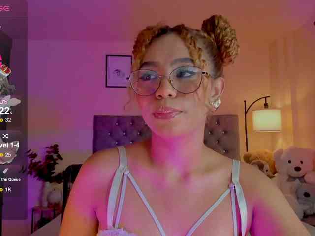Ximena-sotto webcam