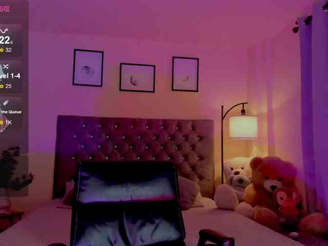 Ximena-sotto webcam