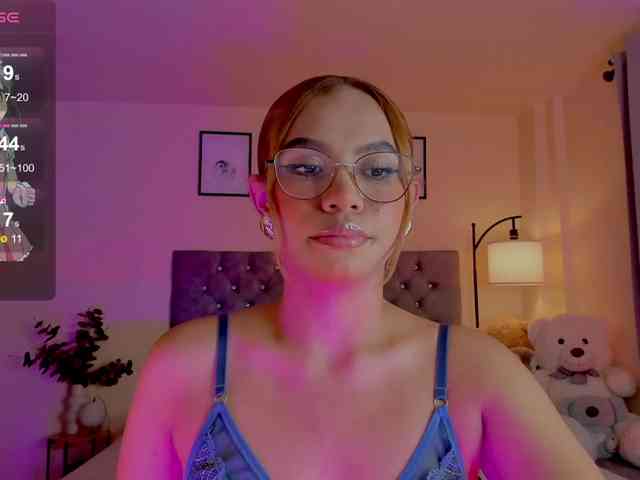 Ximena-sotto webcam